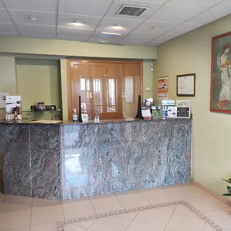 Dora Hotel Plasencia