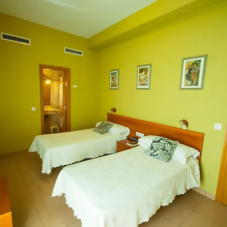 Hotel Dora