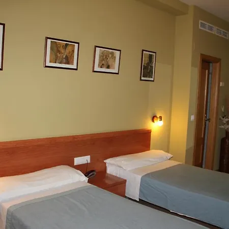 Dora Hotel Plasencia